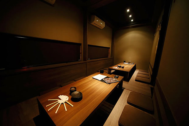 居酒屋 あじ兎　店内